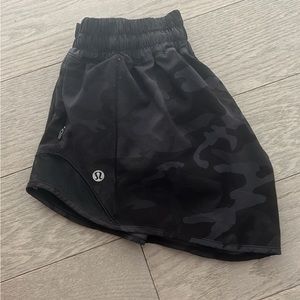 Lulu lemon hotty hot shorts camo